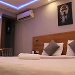 Ada Life Hotel